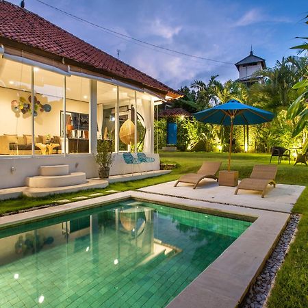 Villa Janitra Seminyak  Exterior photo